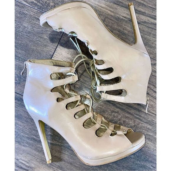 Women’s Forever Vivian Open Toe Lace Up Heels - Picture 7 of 15